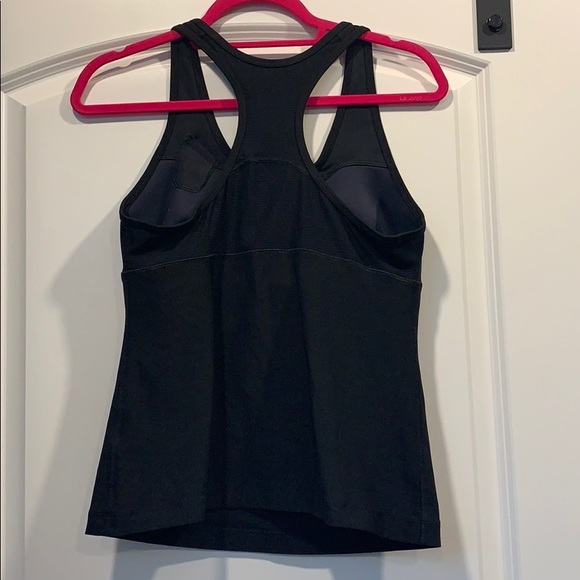 Nike Dri-Fit Razorback top - Picture 2 of 4